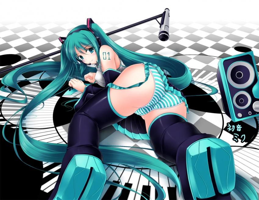 Miku - Vocaloid page 5 full