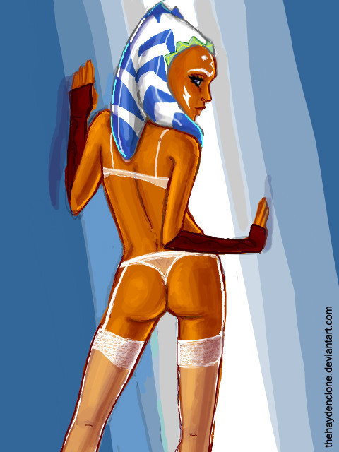A mix of different alien girls and such page 1 full